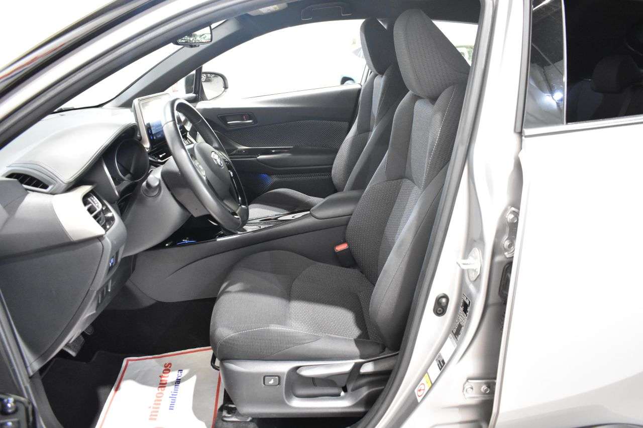 TOYOTA C-HR en Minoautos