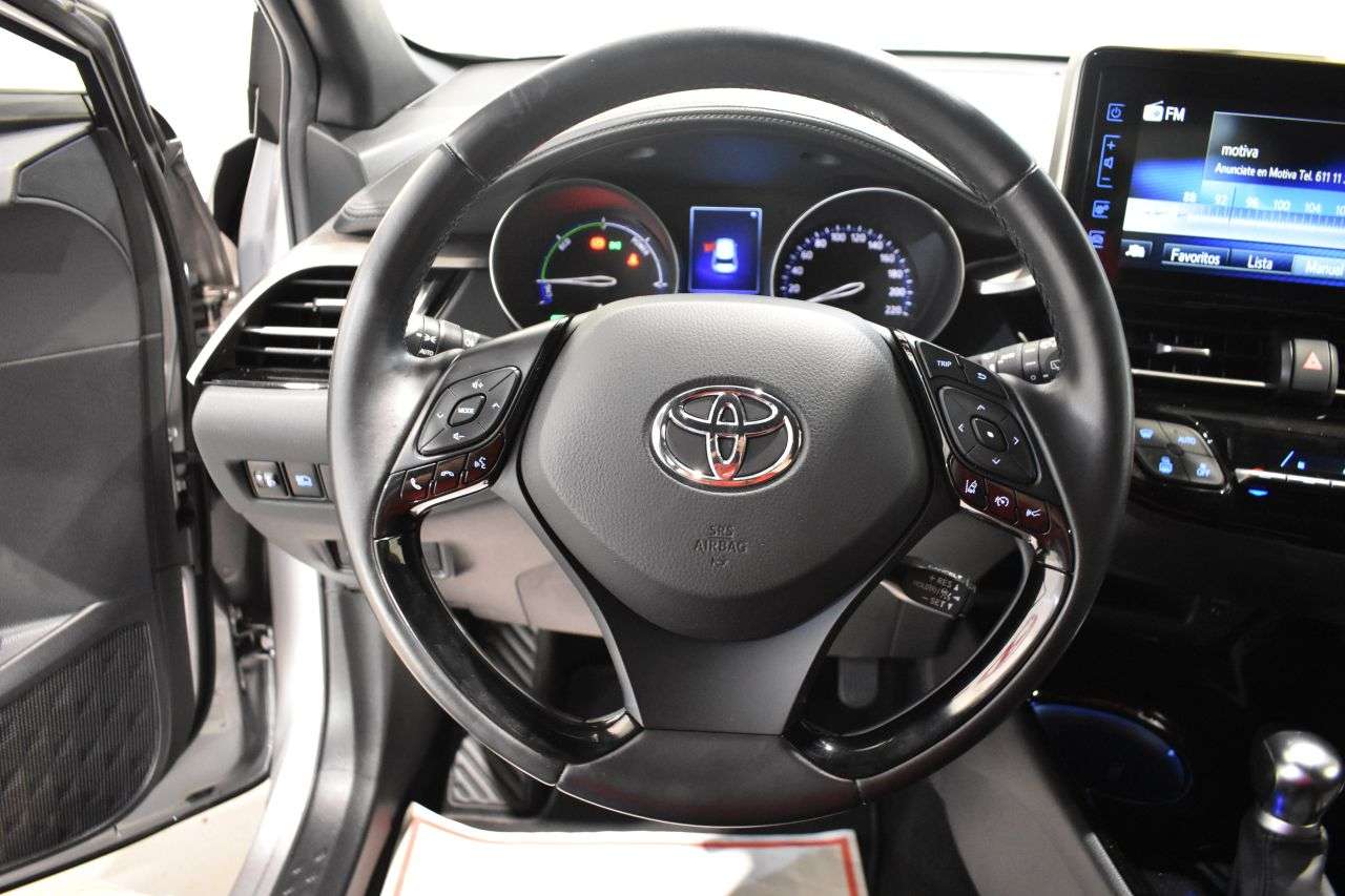TOYOTA C-HR en Minoautos