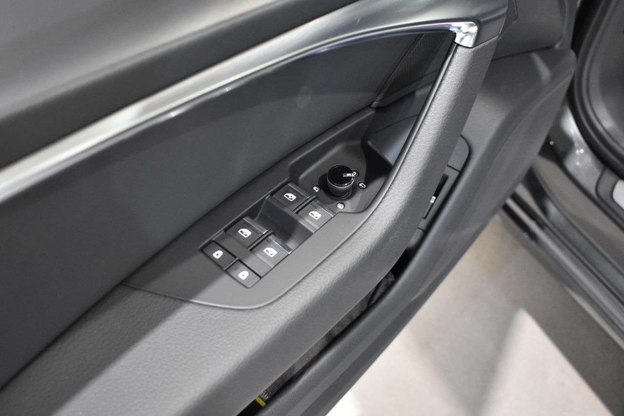 AUDI A6 AVANT en Minoautos