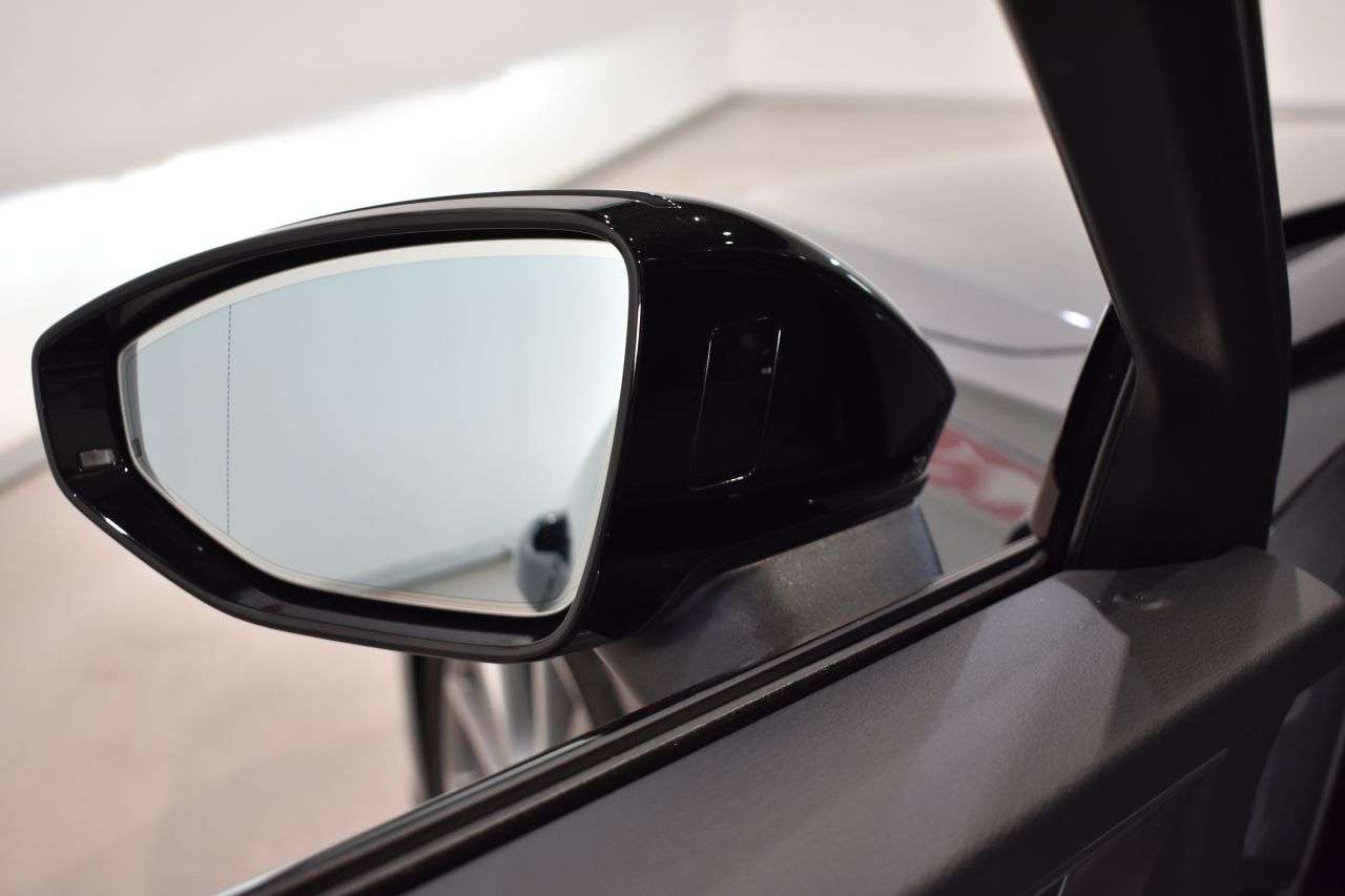 AUDI A6 AVANT en Minoautos