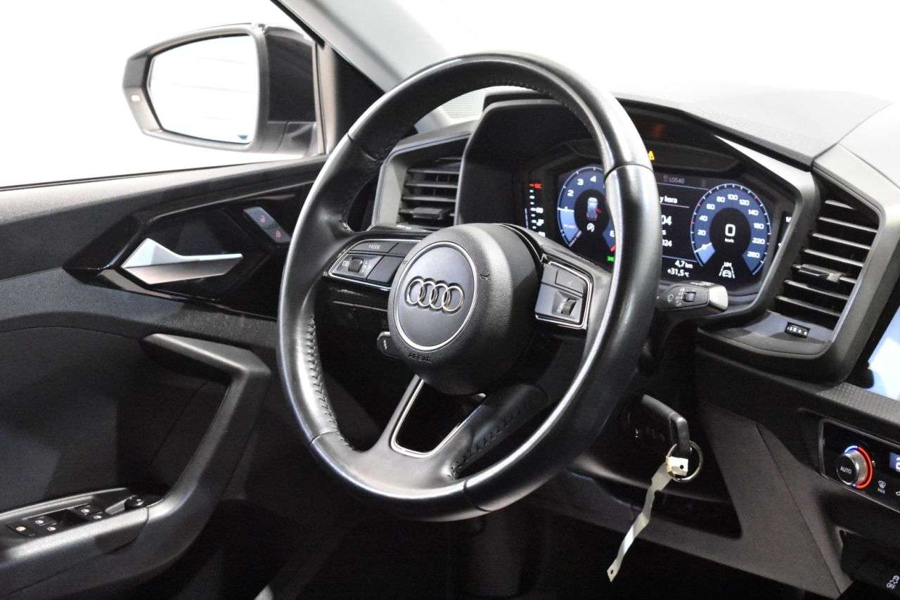 AUDI A1 SPORTBACK en Minoautos