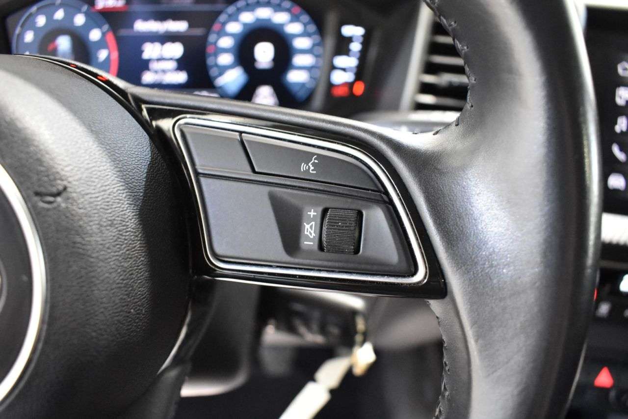 AUDI A1 SPORTBACK en Minoautos