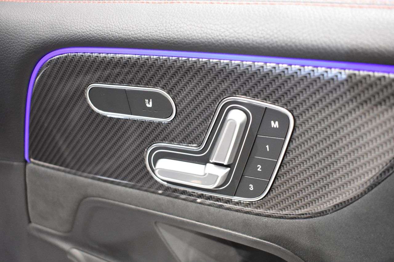 MERCEDES-BENZ CLASE GLB en Minoautos