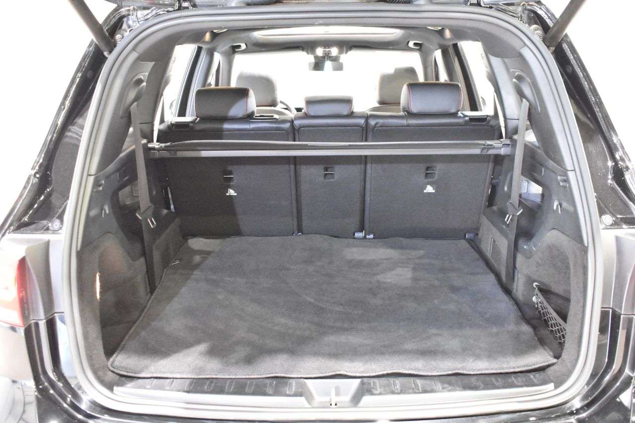 MERCEDES-BENZ CLASE GLB en Minoautos