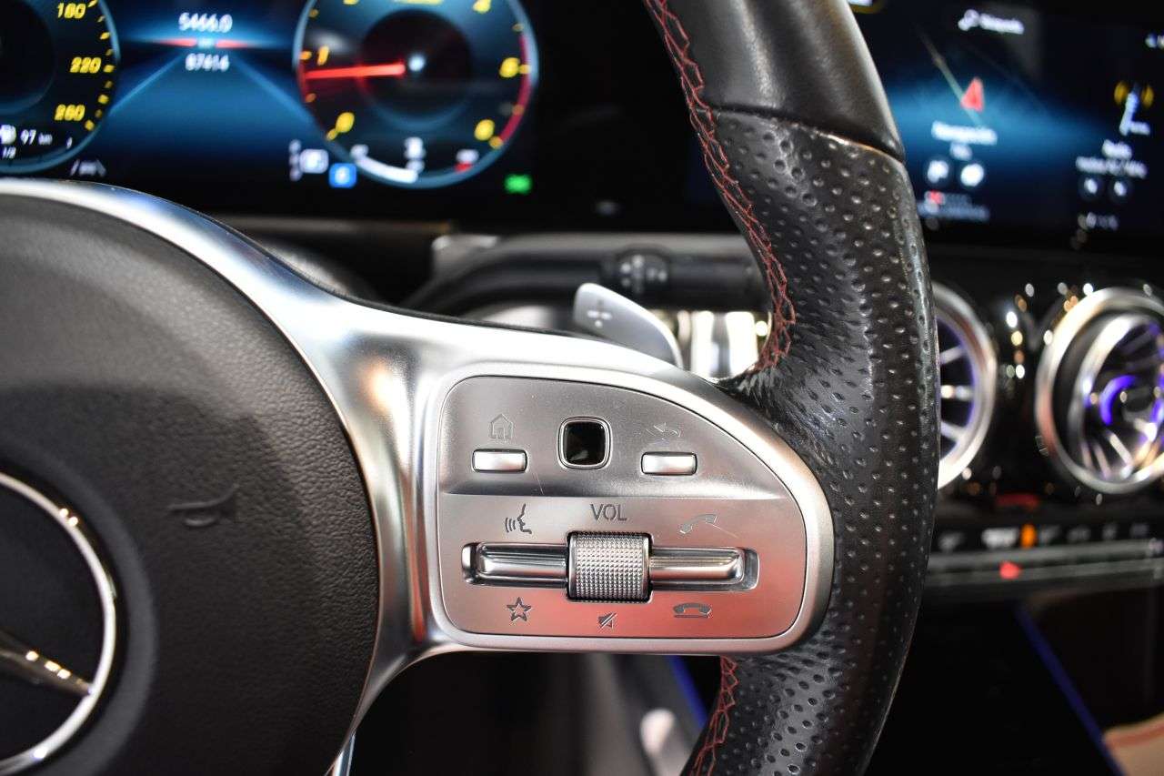 MERCEDES-BENZ CLASE GLB en Minoautos