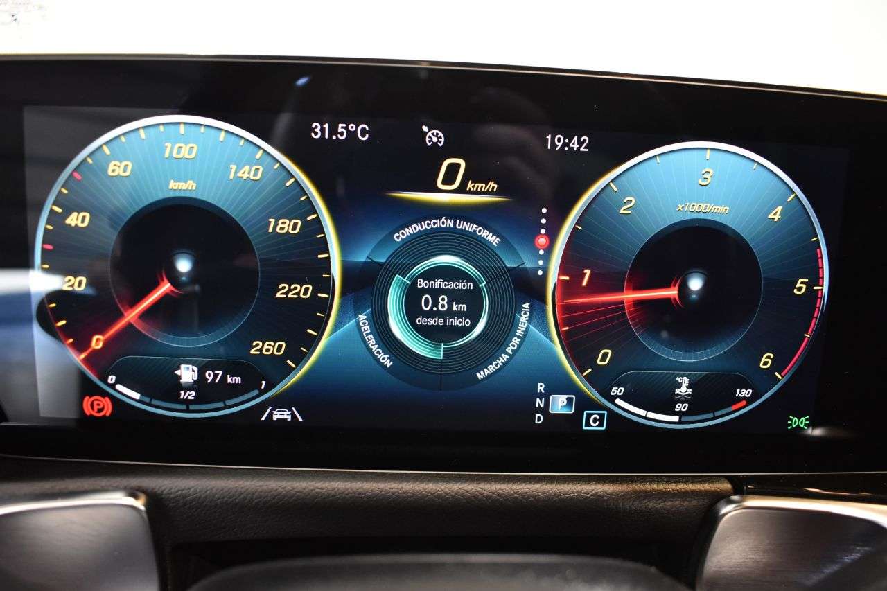 MERCEDES-BENZ CLASE GLB en Minoautos