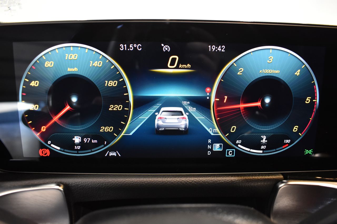 MERCEDES-BENZ CLASE GLB en Minoautos