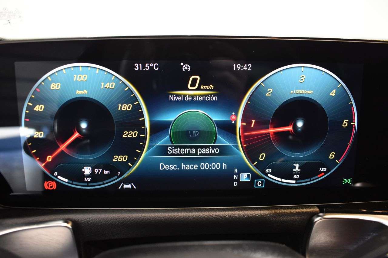 MERCEDES-BENZ CLASE GLB en Minoautos