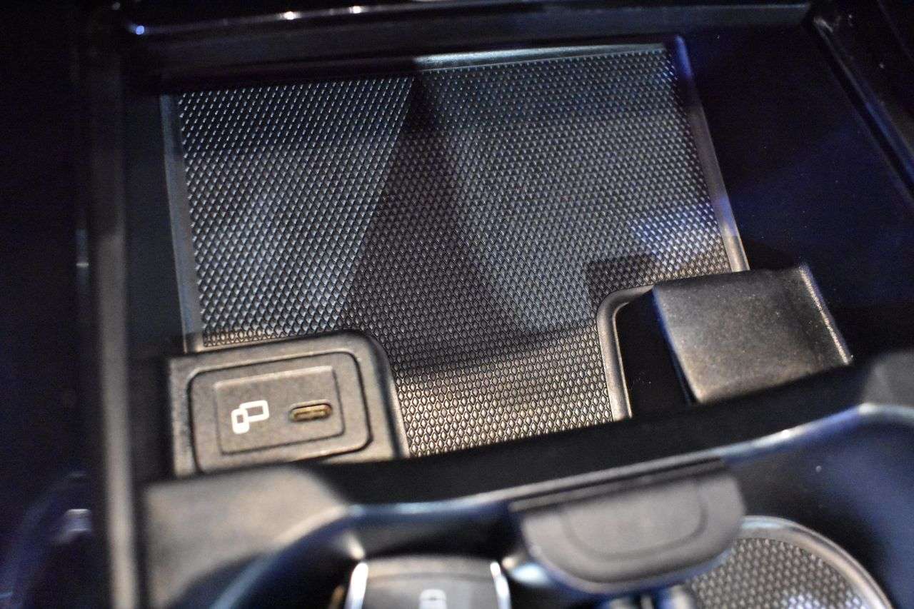 MERCEDES-BENZ CLASE GLB en Minoautos