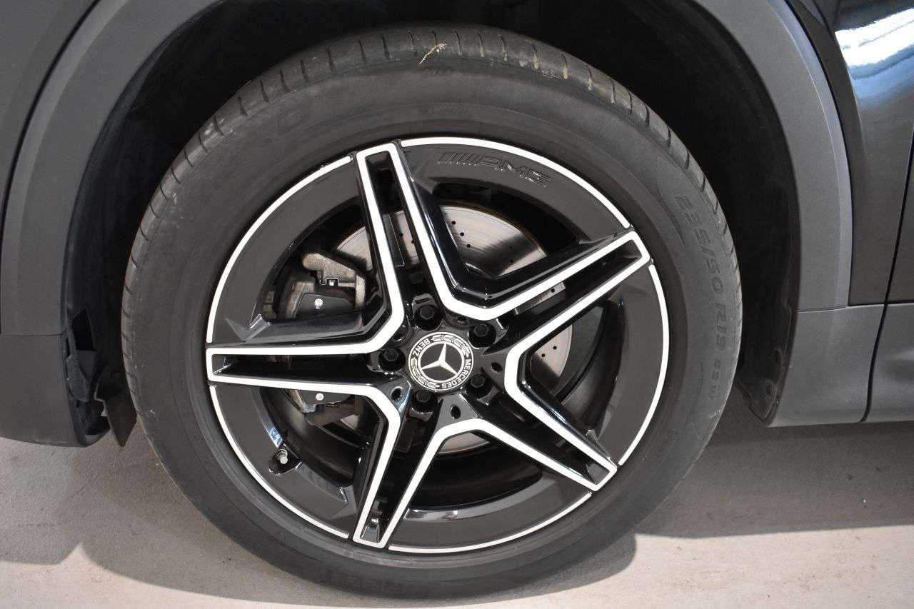 MERCEDES-BENZ CLASE GLB en Minoautos