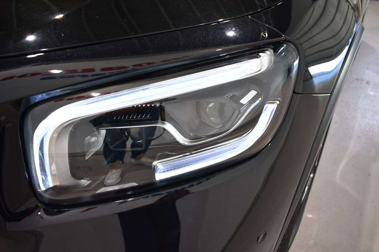 MERCEDES-BENZ CLASE GLB en Minoautos