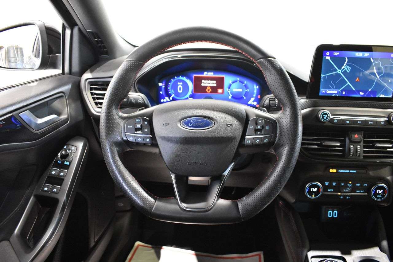 FORD FOCUS en Minoautos