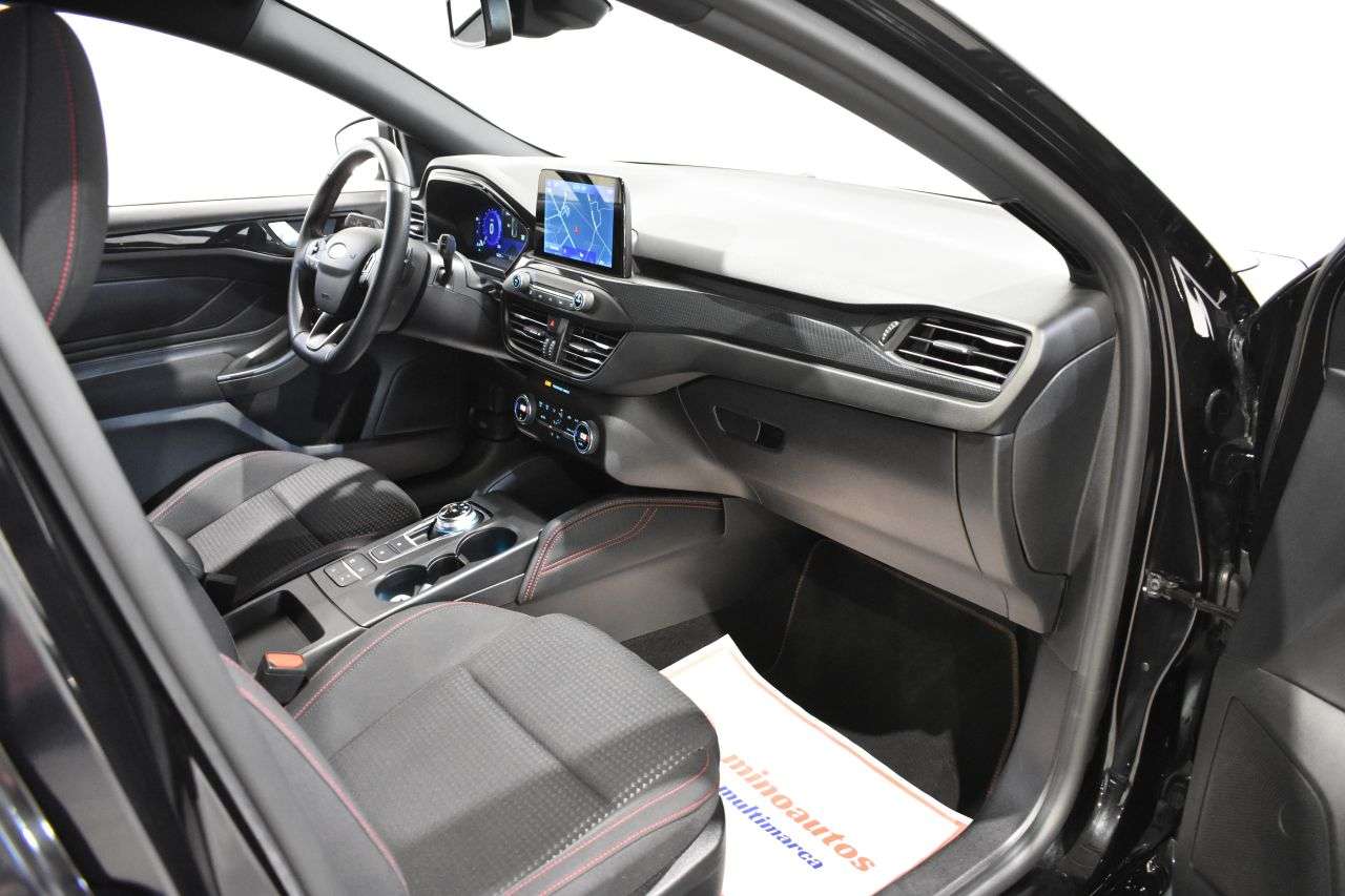 FORD FOCUS en Minoautos