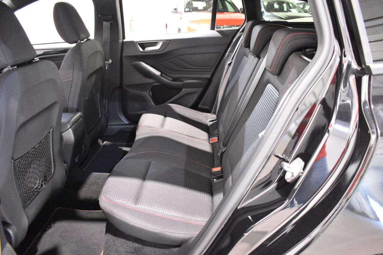 FORD FOCUS en Minoautos