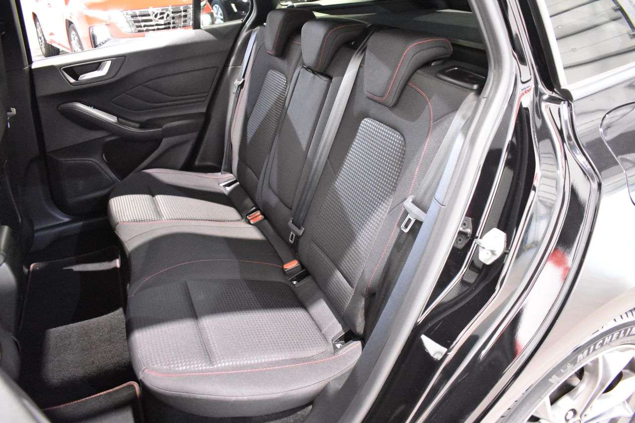 FORD FOCUS en Minoautos