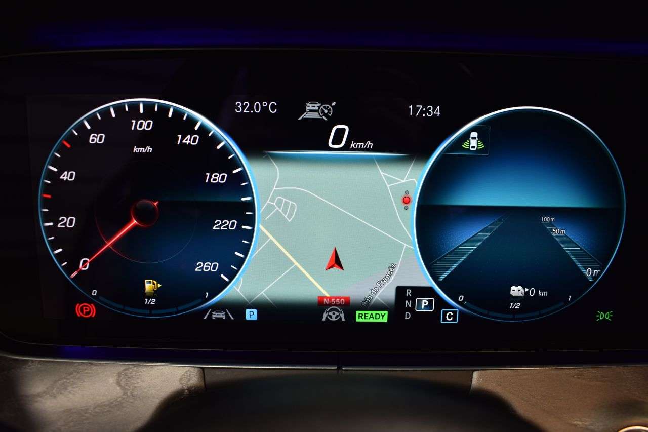 MERCEDES-BENZ CLASE E ESTATE en Minoautos