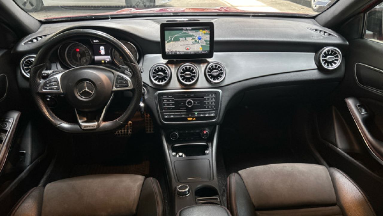 MERCEDES-BENZ CLASE GLA en Minoautos