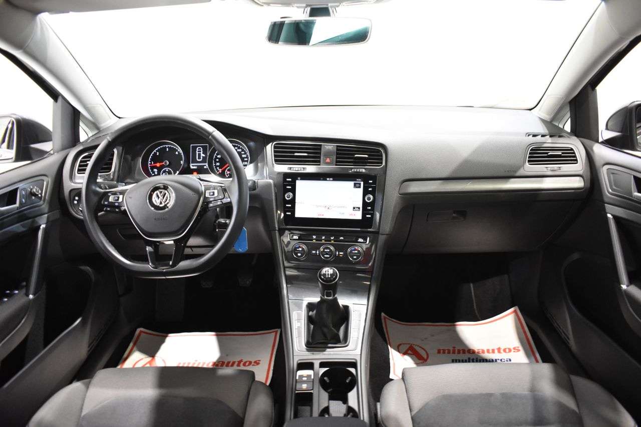 VW GOLF VARIANT en Minoautos