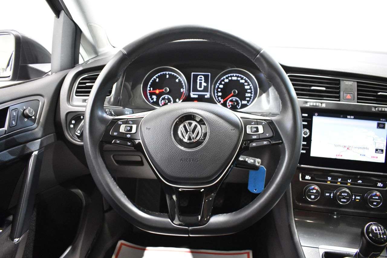 VW GOLF VARIANT en Minoautos