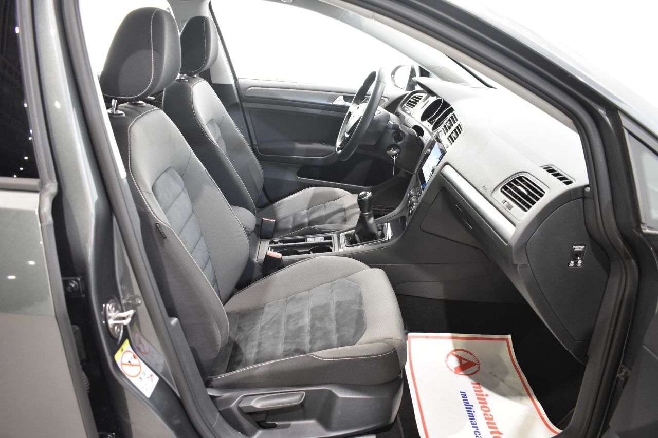 VW GOLF VARIANT en Minoautos