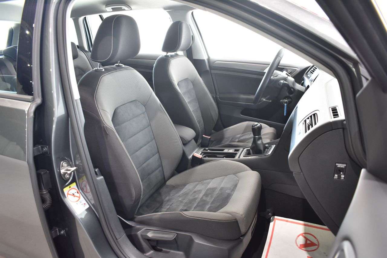 VW GOLF VARIANT en Minoautos