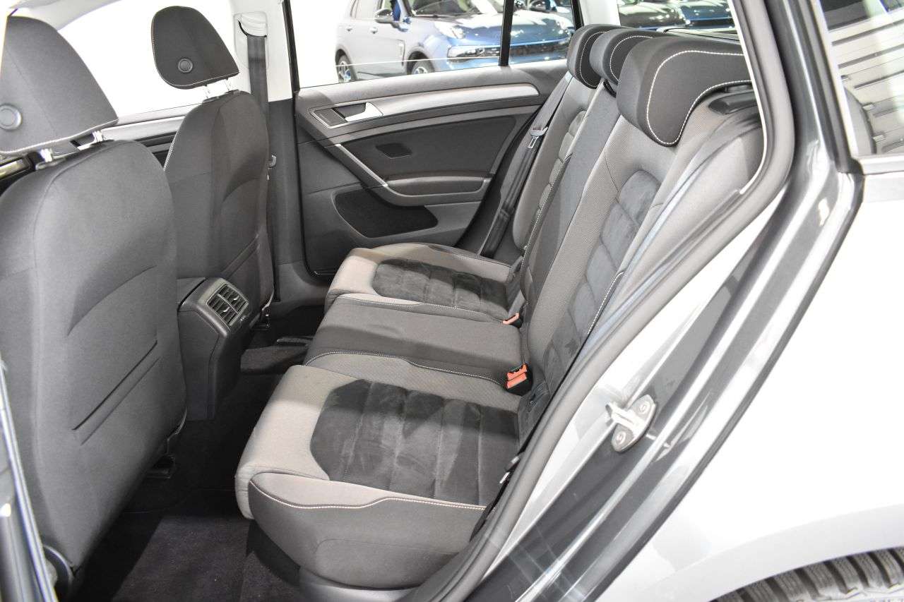 VW GOLF VARIANT en Minoautos