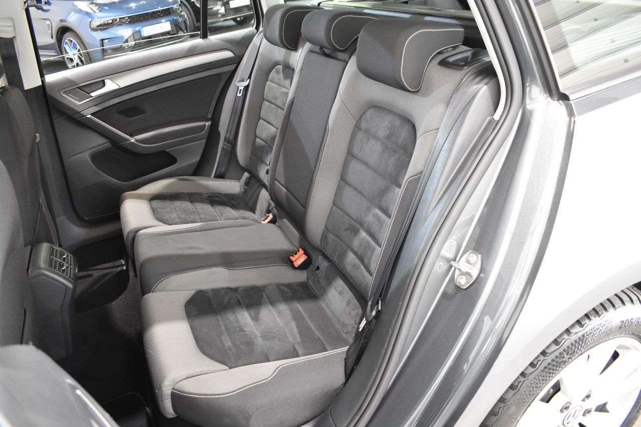 VW GOLF VARIANT en Minoautos