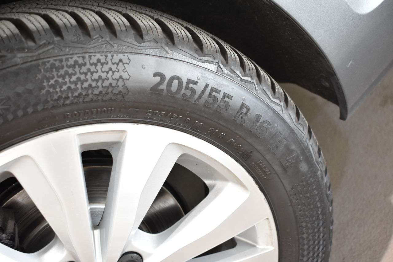 VW GOLF VARIANT en Minoautos