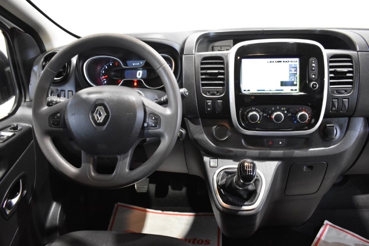 RENAULT TRAFIC en Minoautos