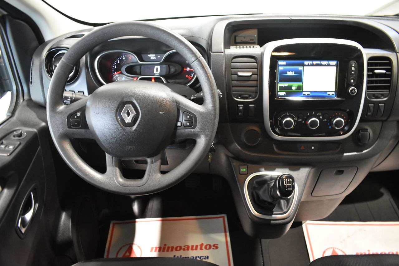 RENAULT TRAFIC en Minoautos