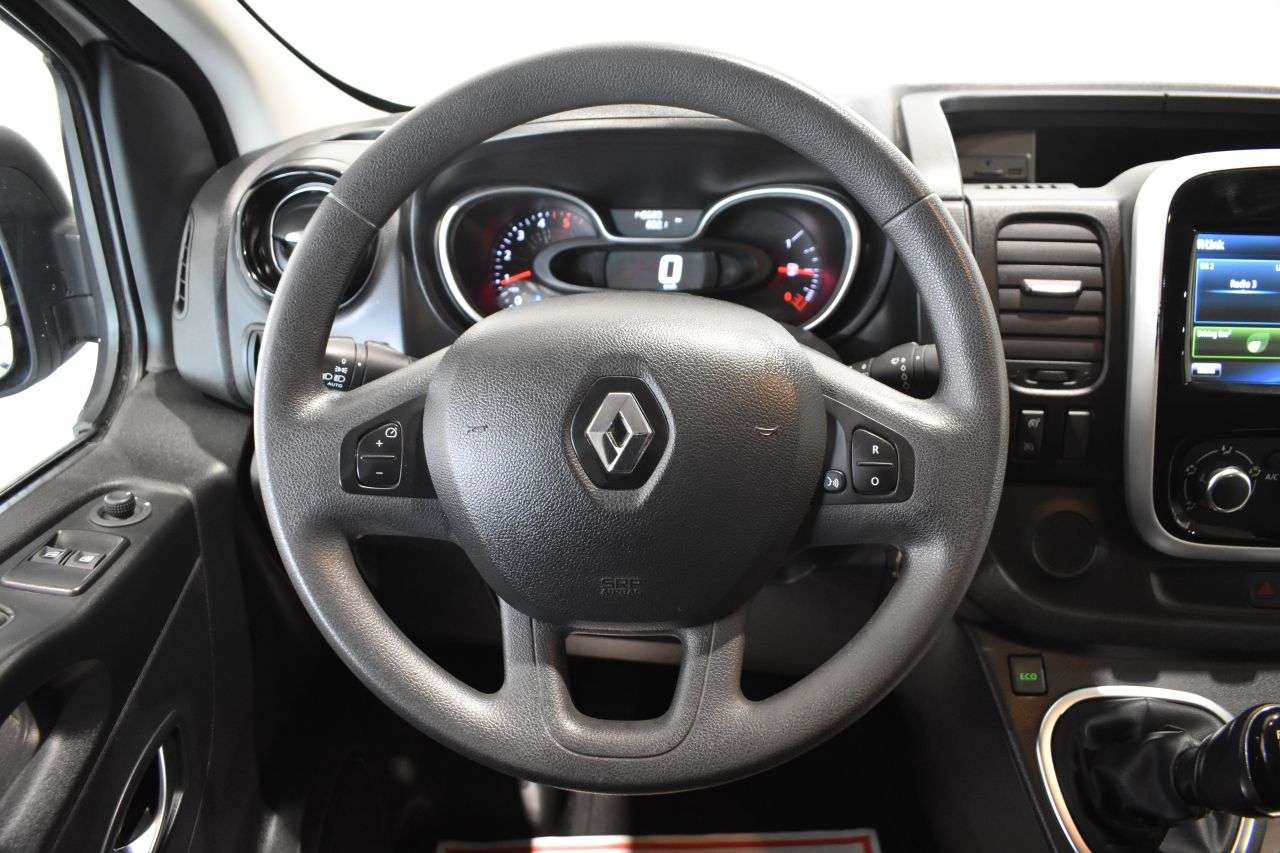 RENAULT TRAFIC en Minoautos