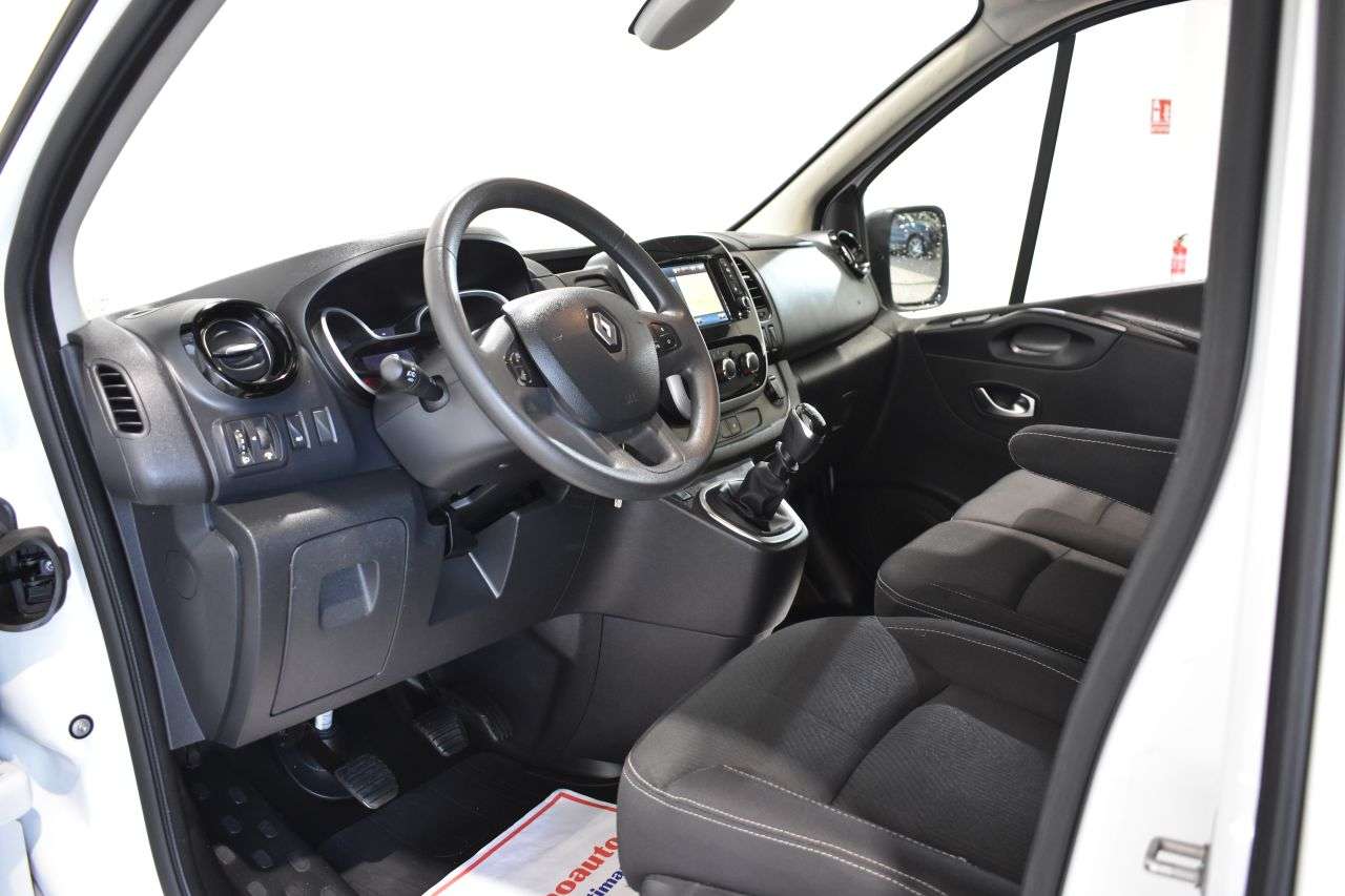 RENAULT TRAFIC en Minoautos