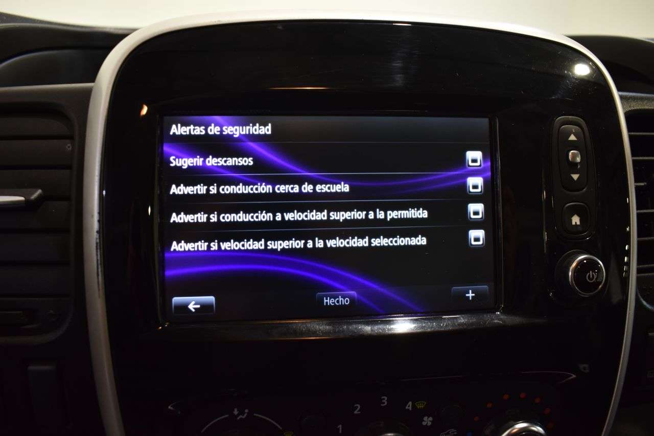 RENAULT TRAFIC en Minoautos