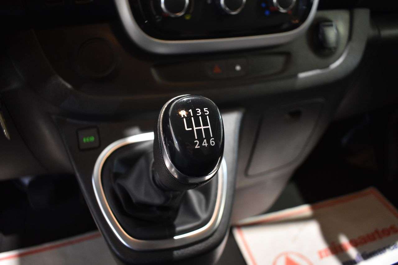 RENAULT TRAFIC en Minoautos