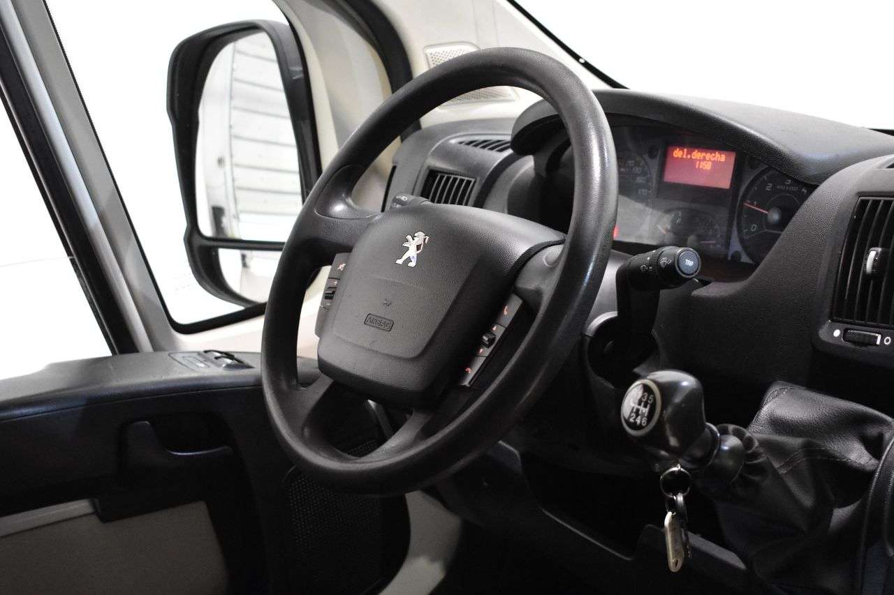 PEUGEOT BOXER en Minoautos