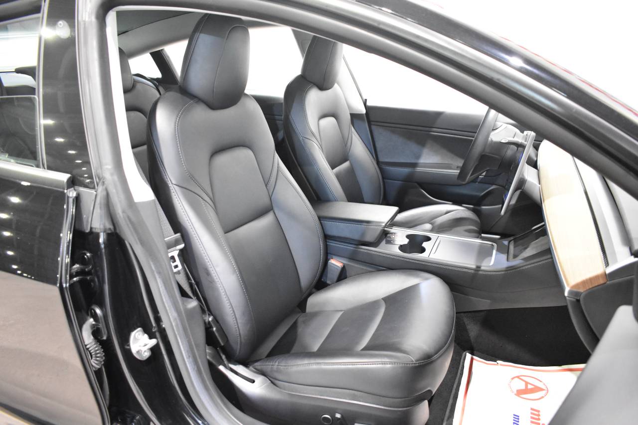 TESLA MODEL 3 en Minoautos