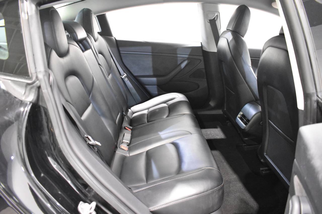 TESLA MODEL 3 en Minoautos