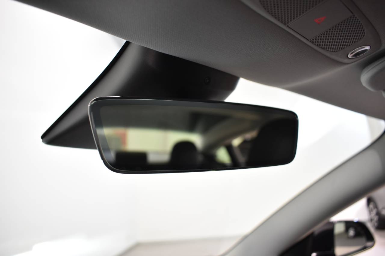 TESLA MODEL 3 en Minoautos