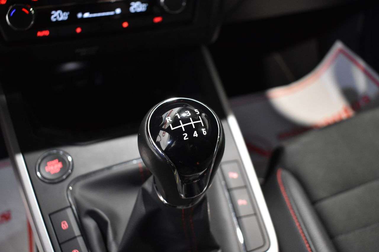 SEAT ARONA en Minoautos