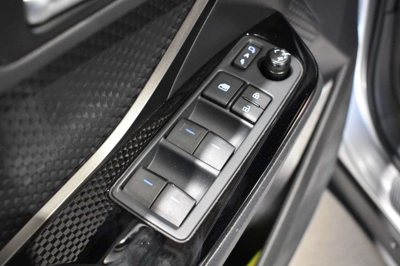 TOYOTA C-HR en Minoautos