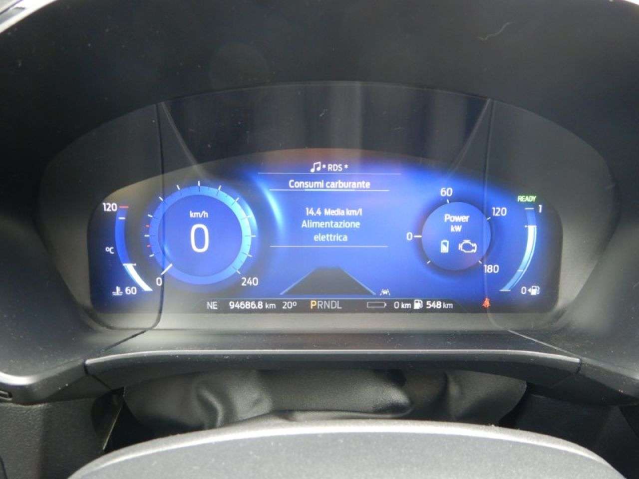 FORD KUGA en Minoautos