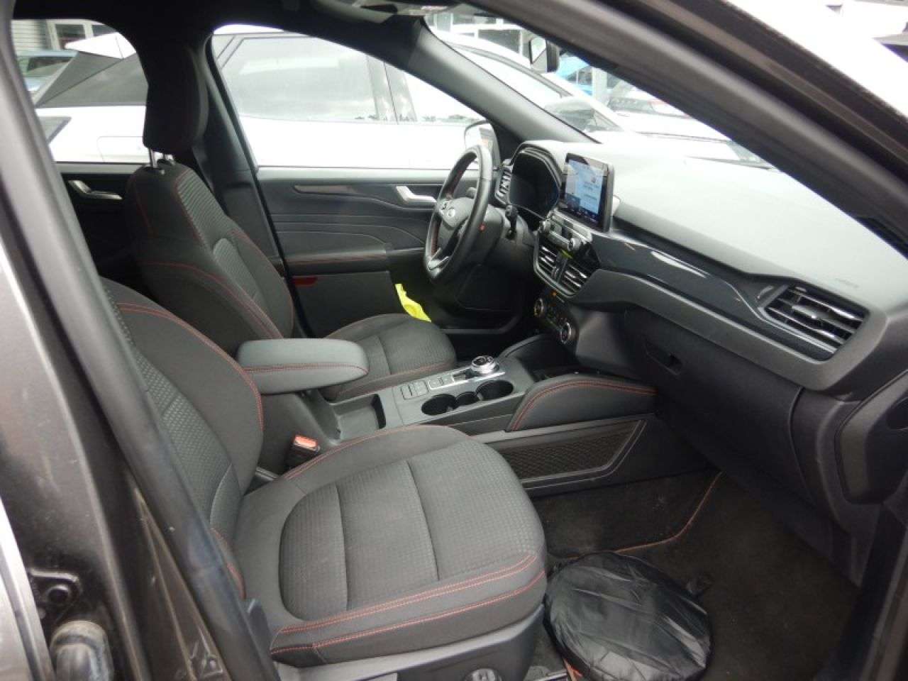 FORD KUGA en Minoautos