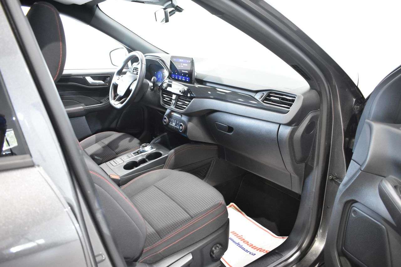 FORD KUGA en Minoautos