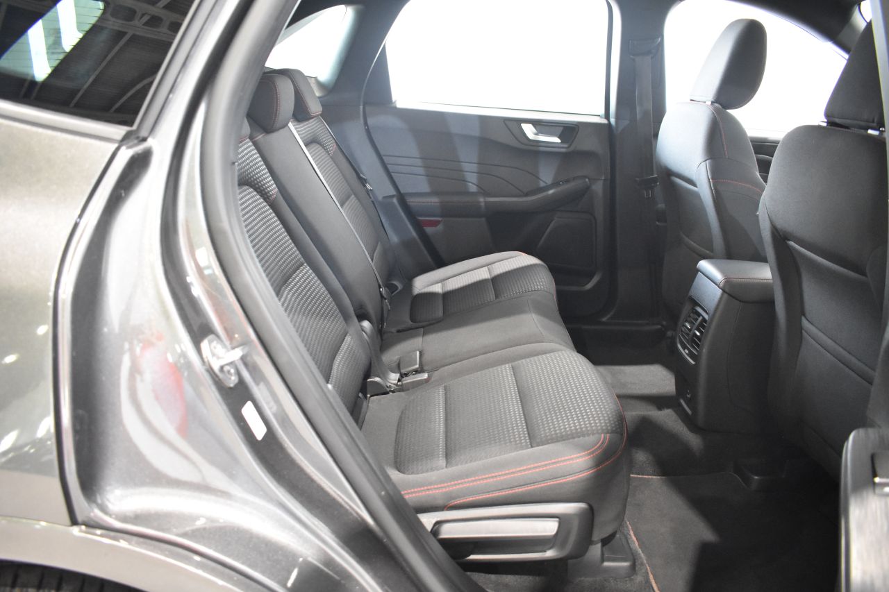 FORD KUGA en Minoautos