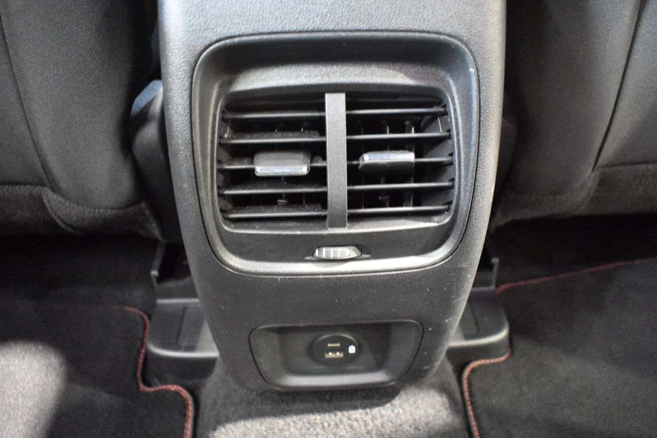 FORD KUGA en Minoautos