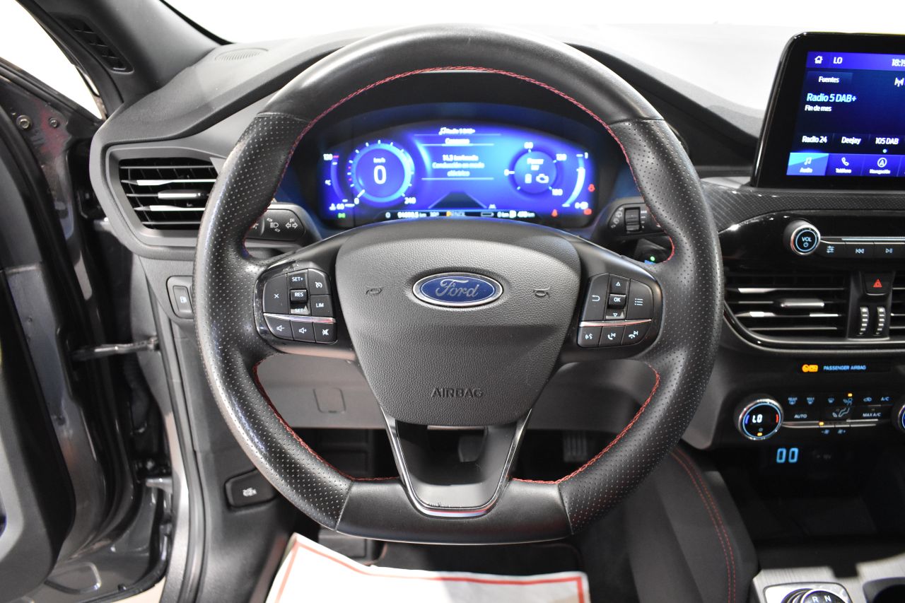 FORD KUGA en Minoautos