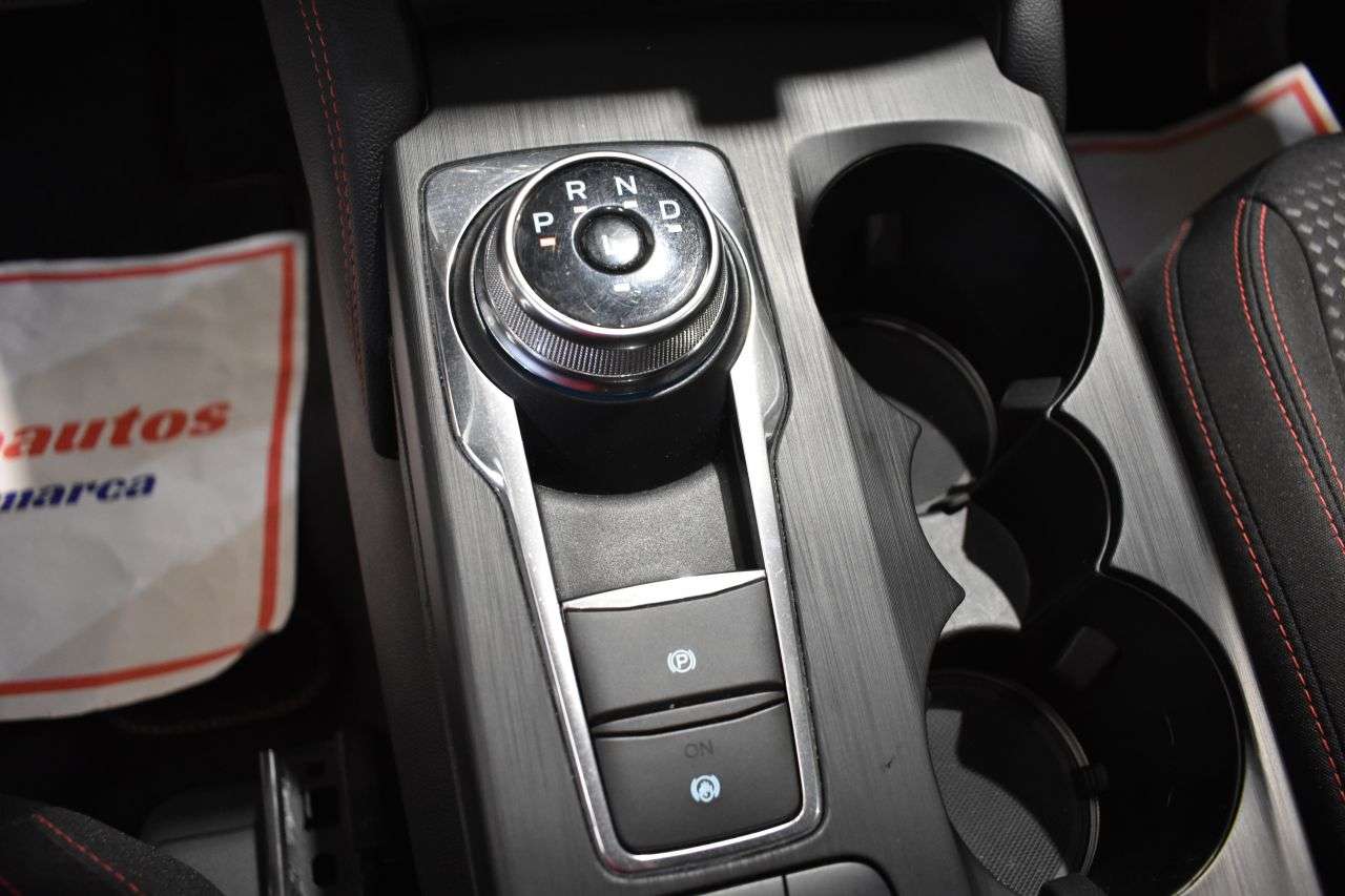 FORD KUGA en Minoautos