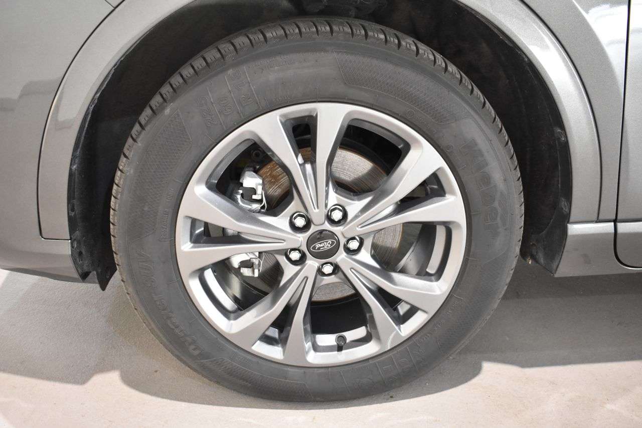 FORD KUGA en Minoautos