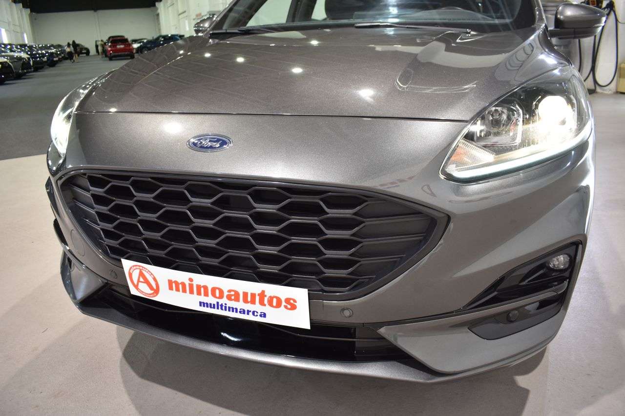 FORD KUGA en Minoautos