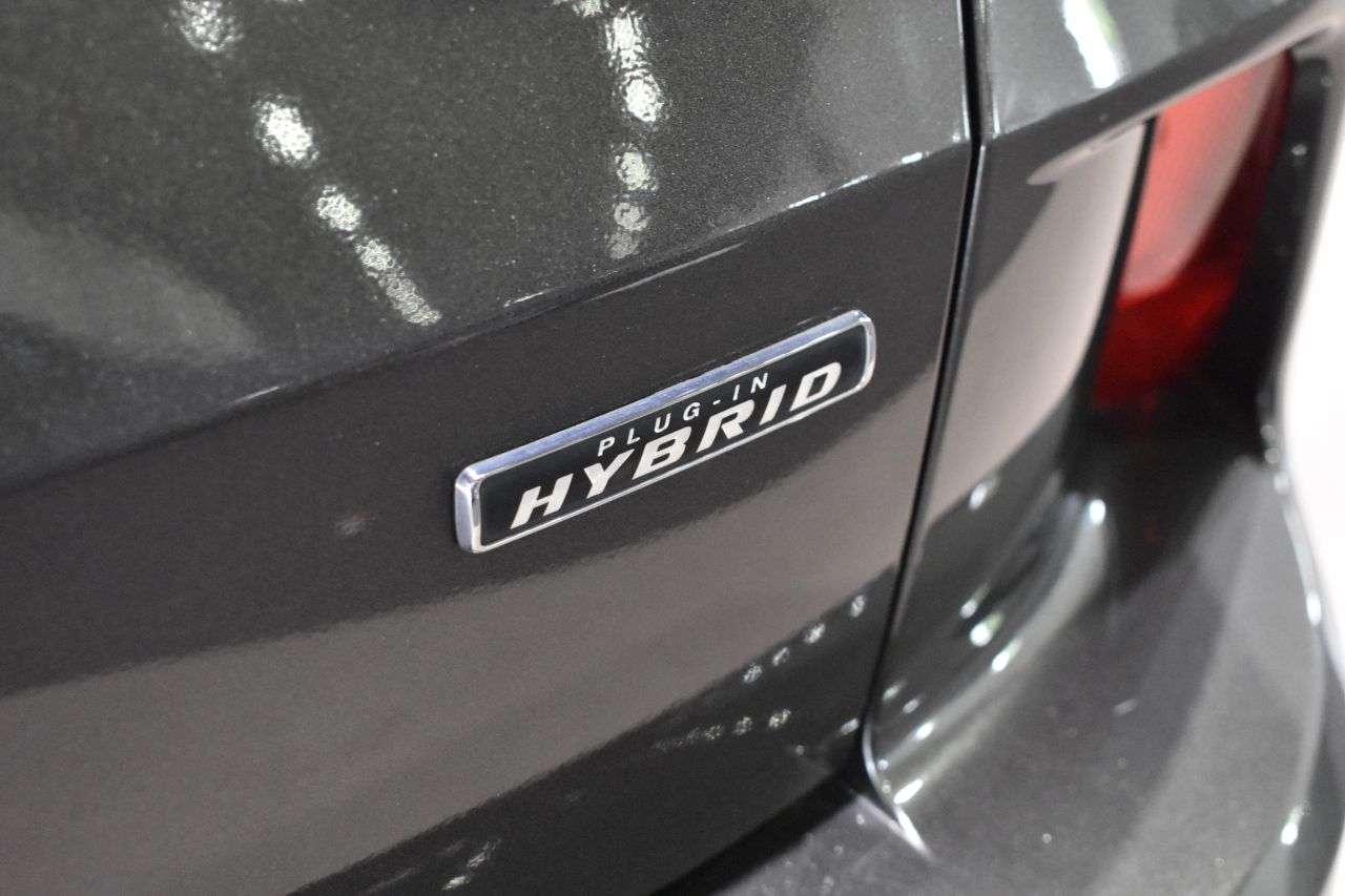 FORD KUGA en Minoautos